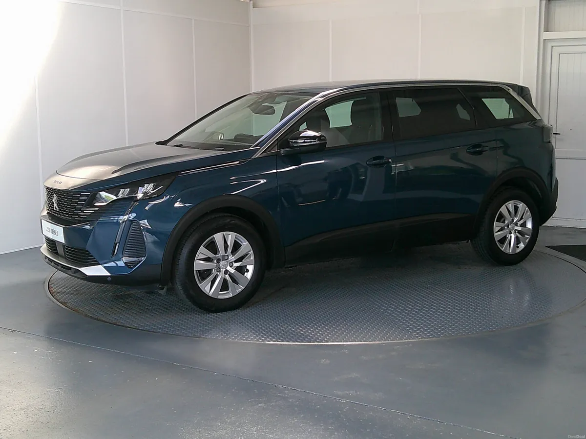 Peugeot 5008 2022 - Image 3