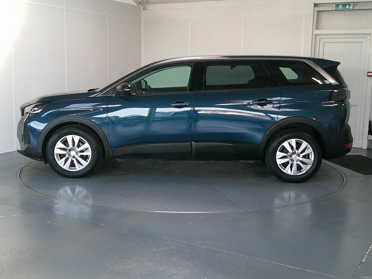 Peugeot 5008 2022 - Image 4