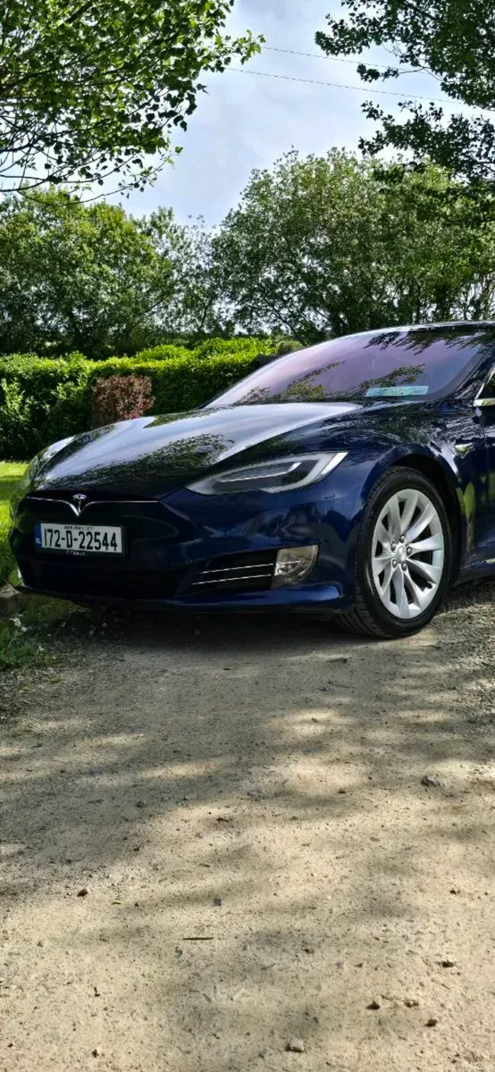 2017 Tesla Model S 100D DUAL MOTOR Low KM - Image 2