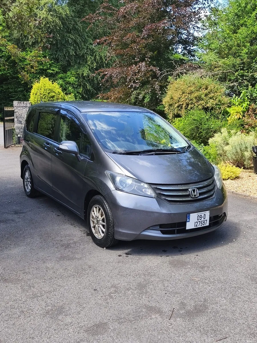 Honda Freed automatic new NCT 05/27 - Image 1
