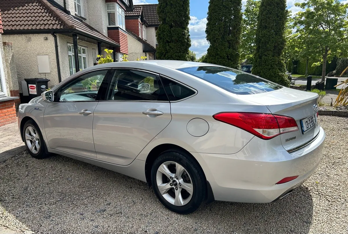 Hyundai I40 1.7 Executive - Image 3