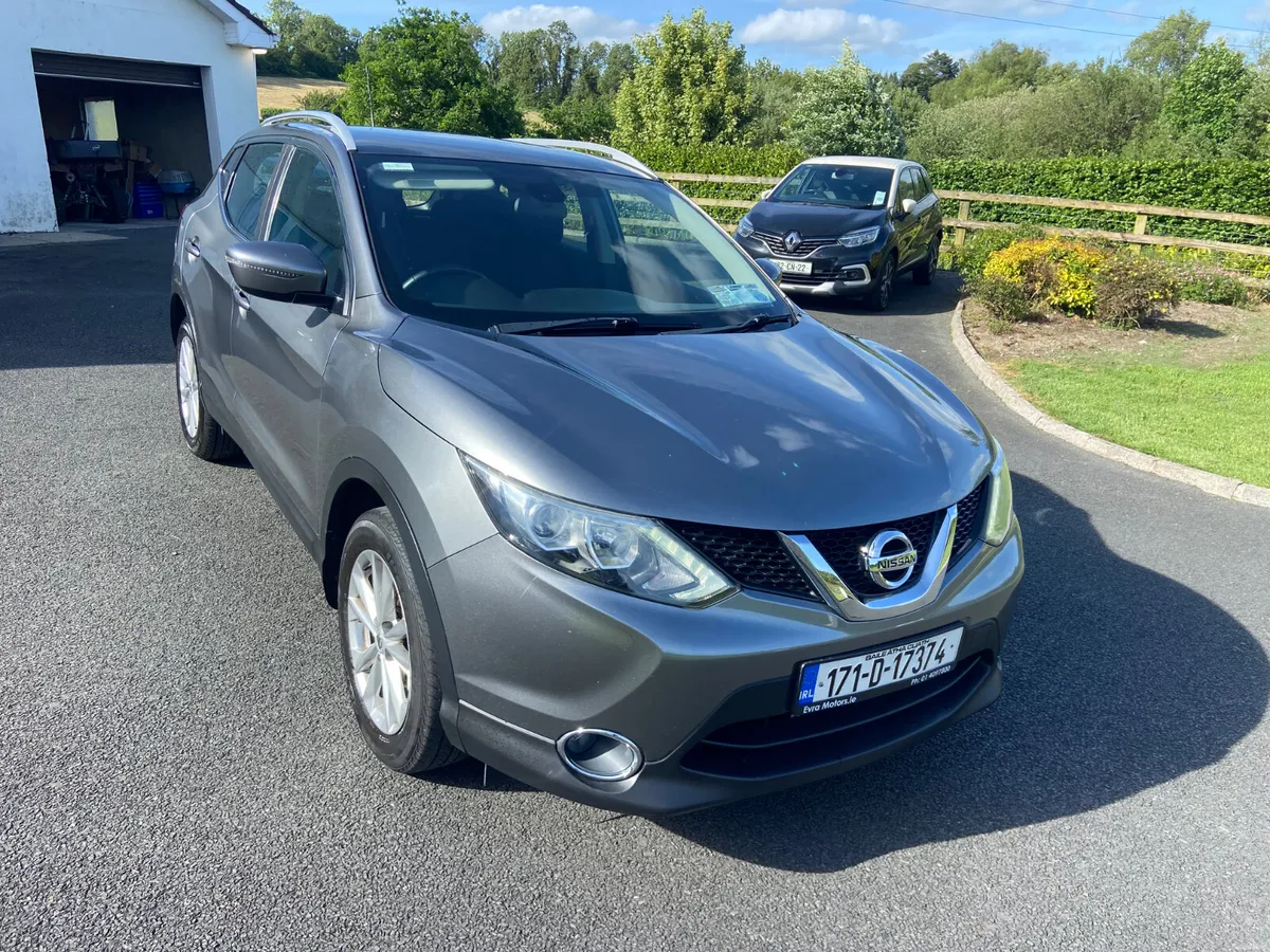 Nissan Qashqai 1.2 Sv Automatic - Image 2