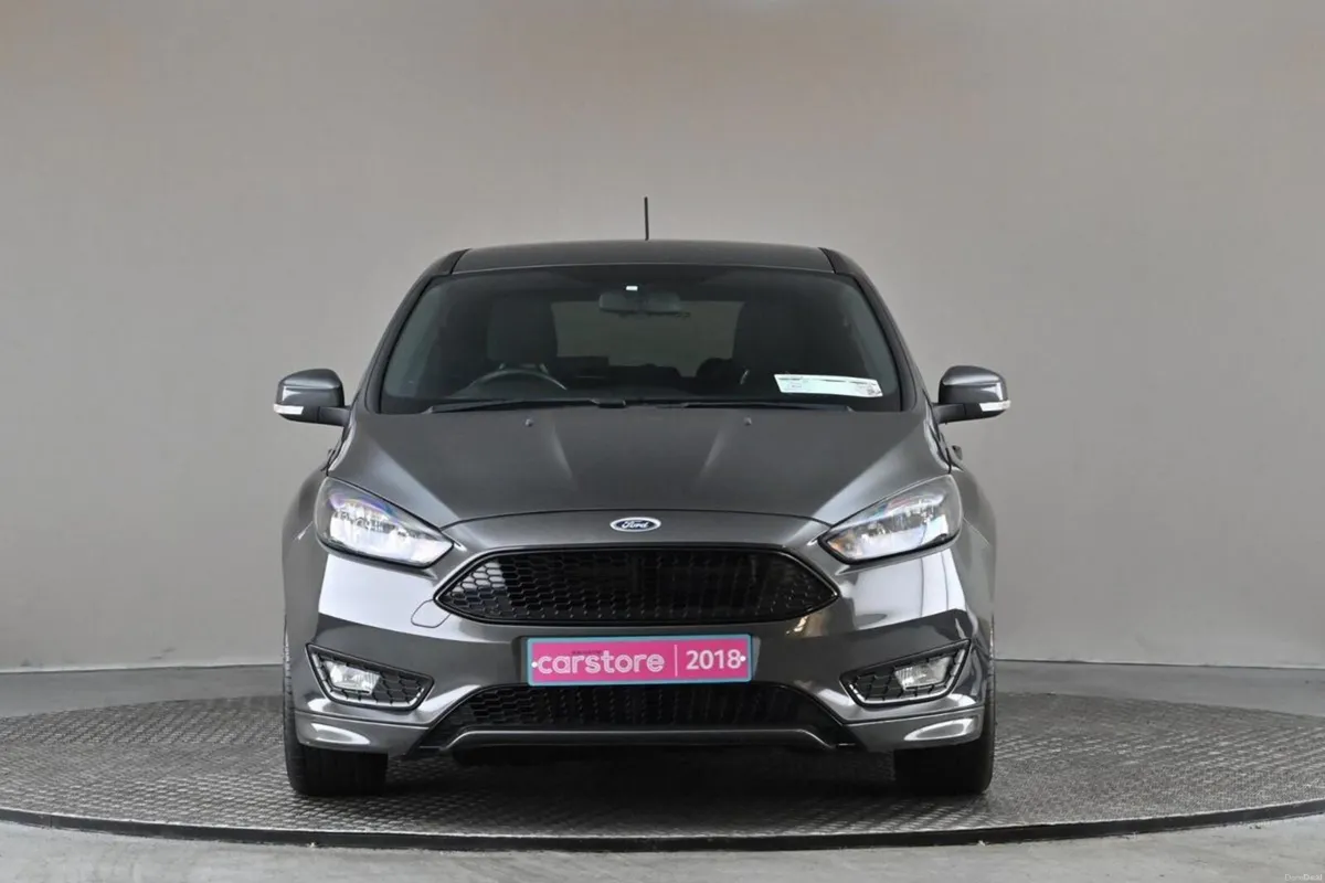 Ford Focus 1.0 ST-LINE ECOBOOST 6SPD - Image 2