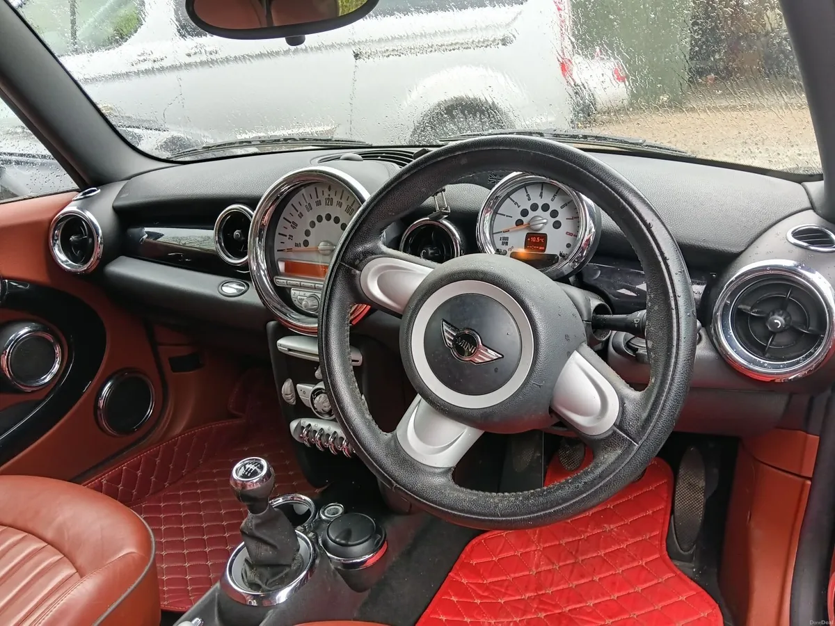 2008 Mini Cooper - Image 4