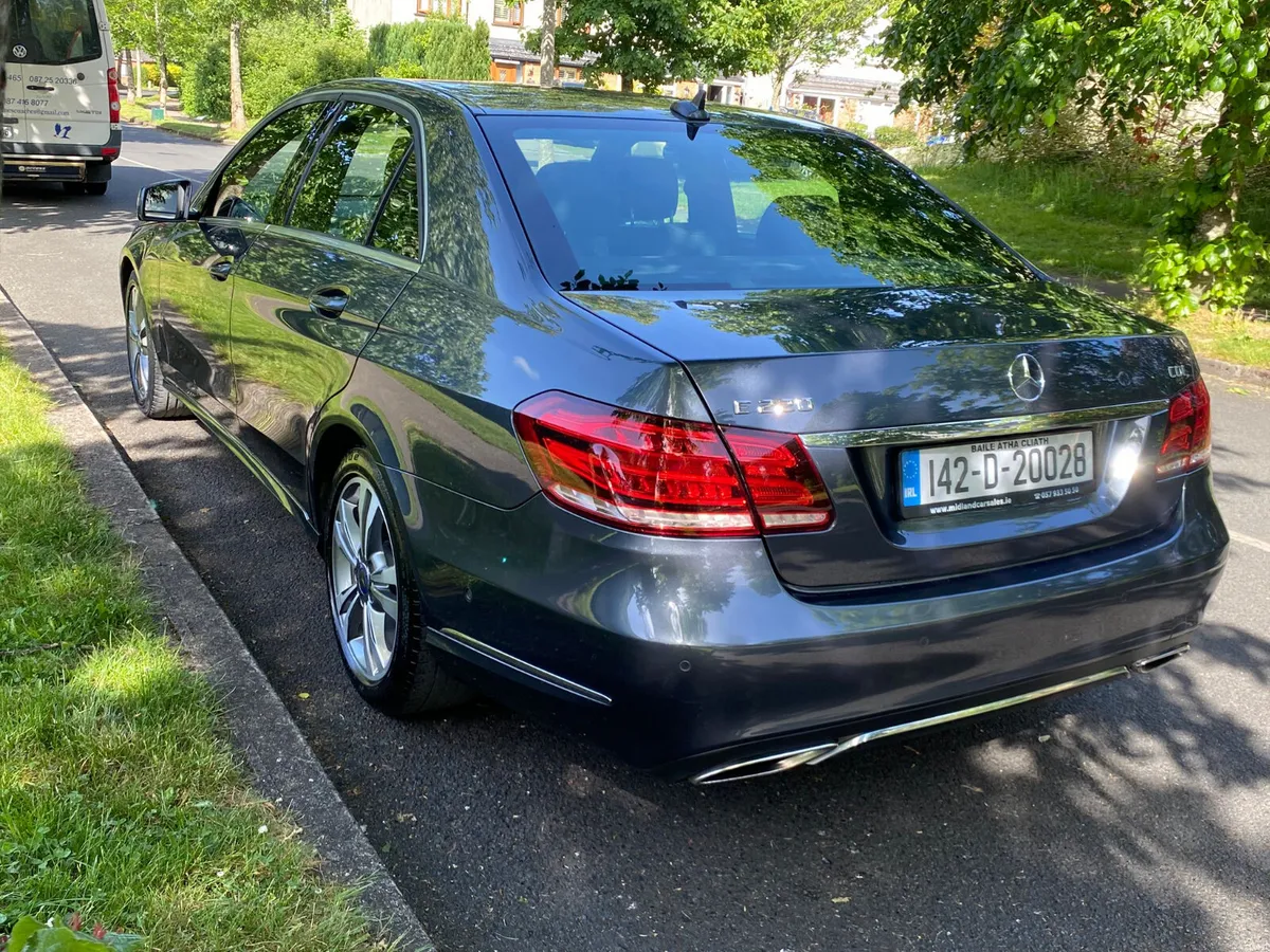 MERCEDES E220 CDI ELEGANCE SPORT AUTO - Image 3
