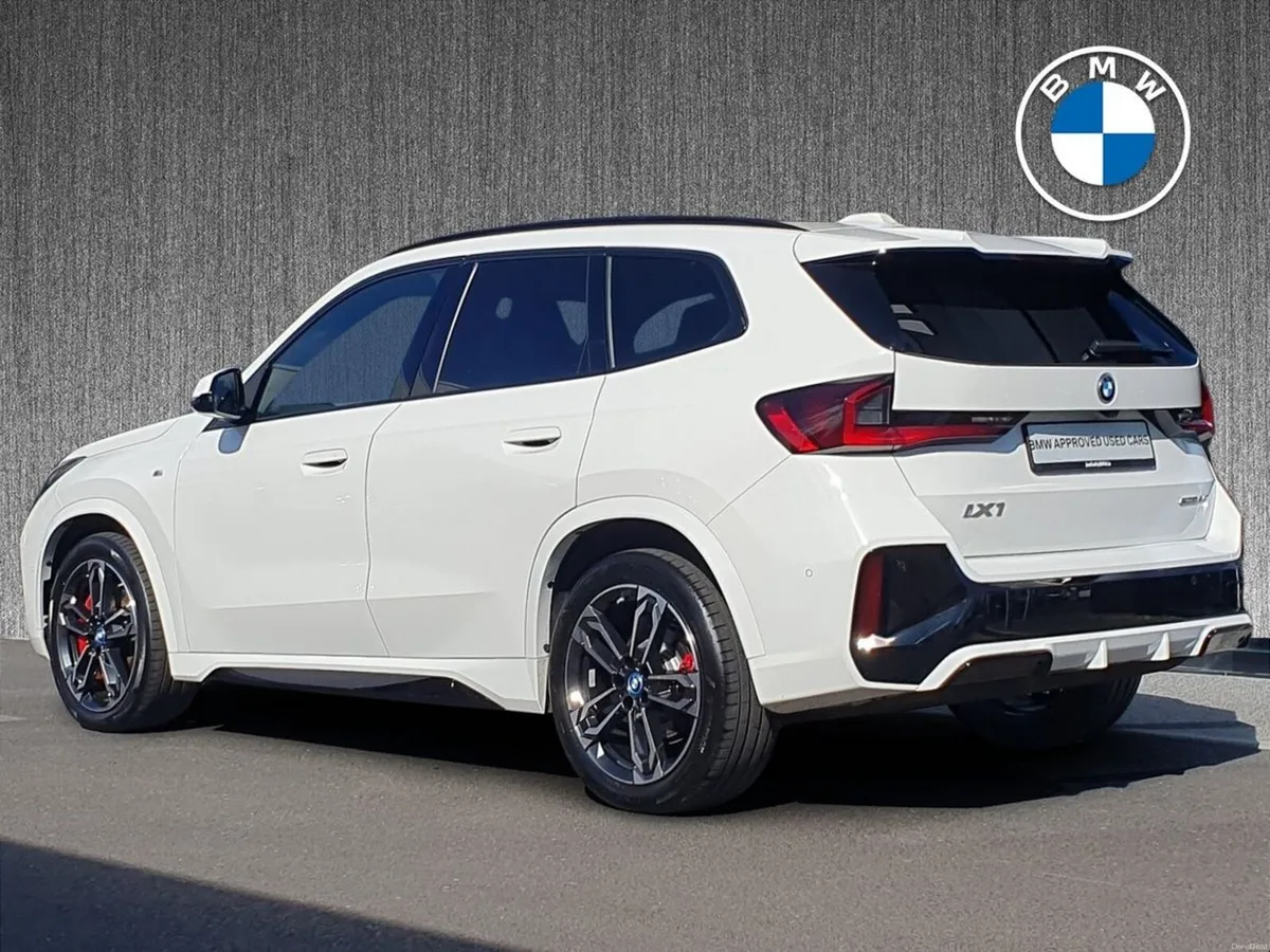 BMW iX1 eDrive20 M Sport - Image 3