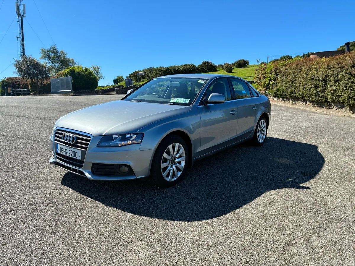 2009 Audi A4 2.0 TDI 120BHP - Image 2