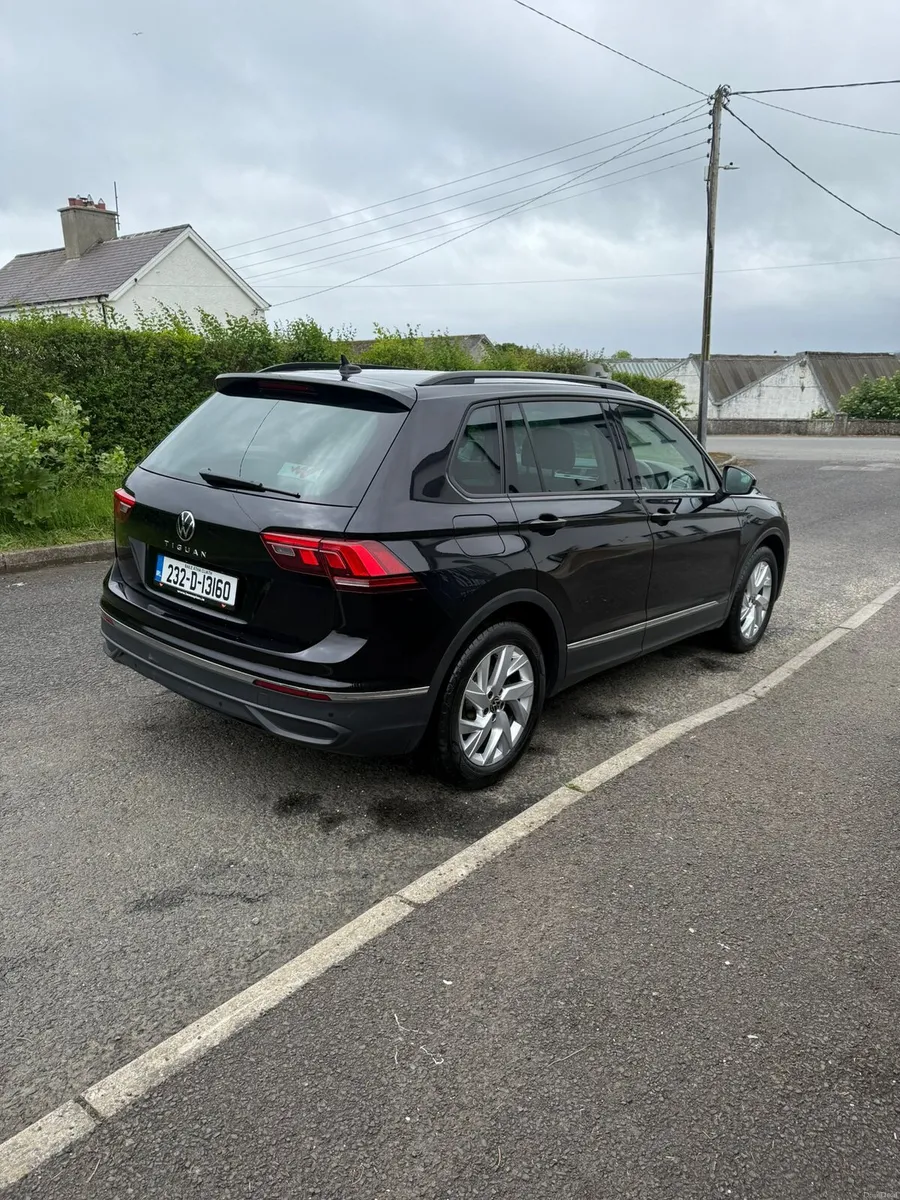 2023 Volkswagen tiguan - Image 5