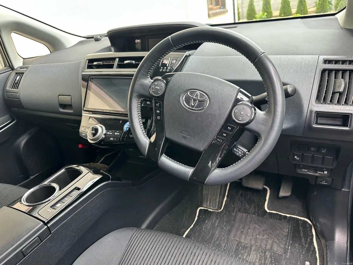 2021 Toyota Prius+ 7 Seater - Extremely Rare - Image 4