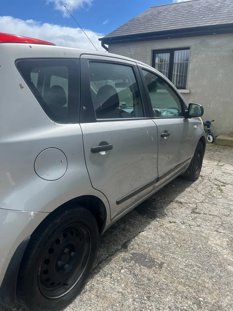 Nissan note the price is negotiable I accept swap - Image 4