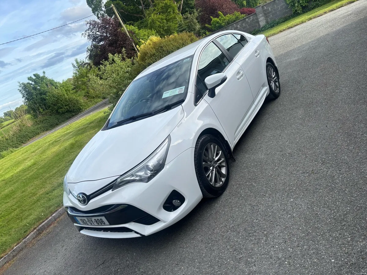 Toyota Avensis - Image 4