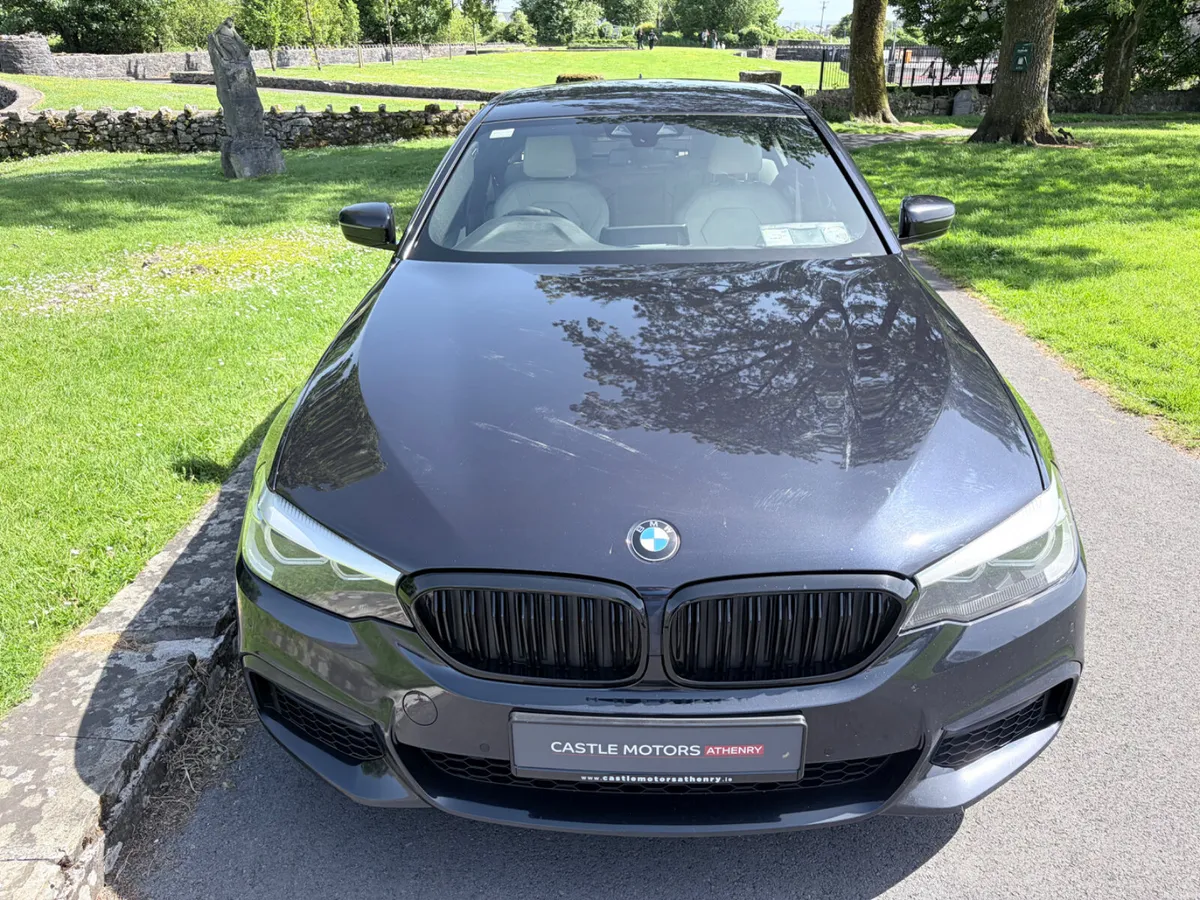 BMW 5-Series 2019 M-Sport - Image 3