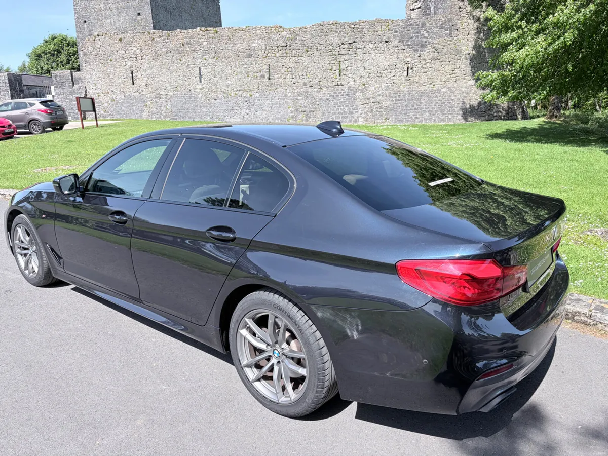 BMW 5-Series 2019 M-Sport - Image 2