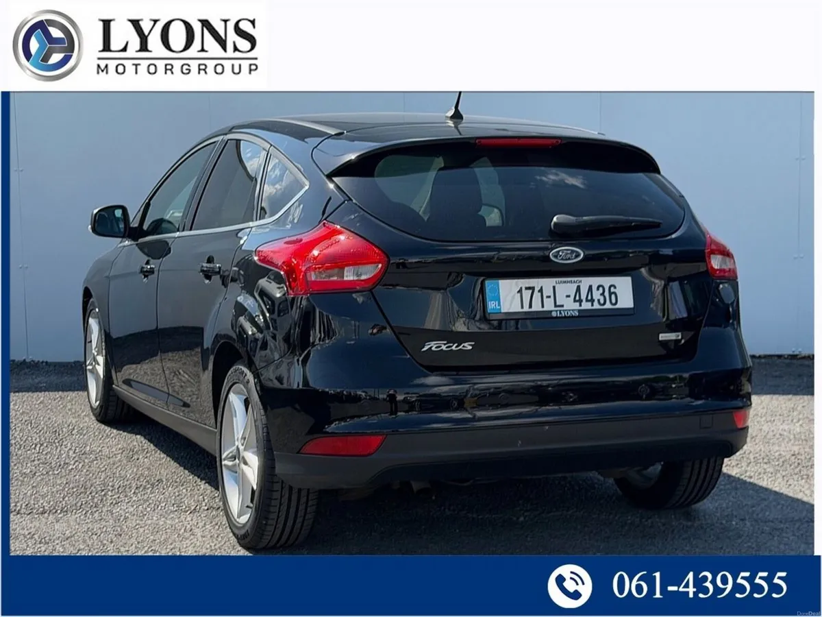 Ford Focus 1.0 EcoBoost ZETEC - Image 2