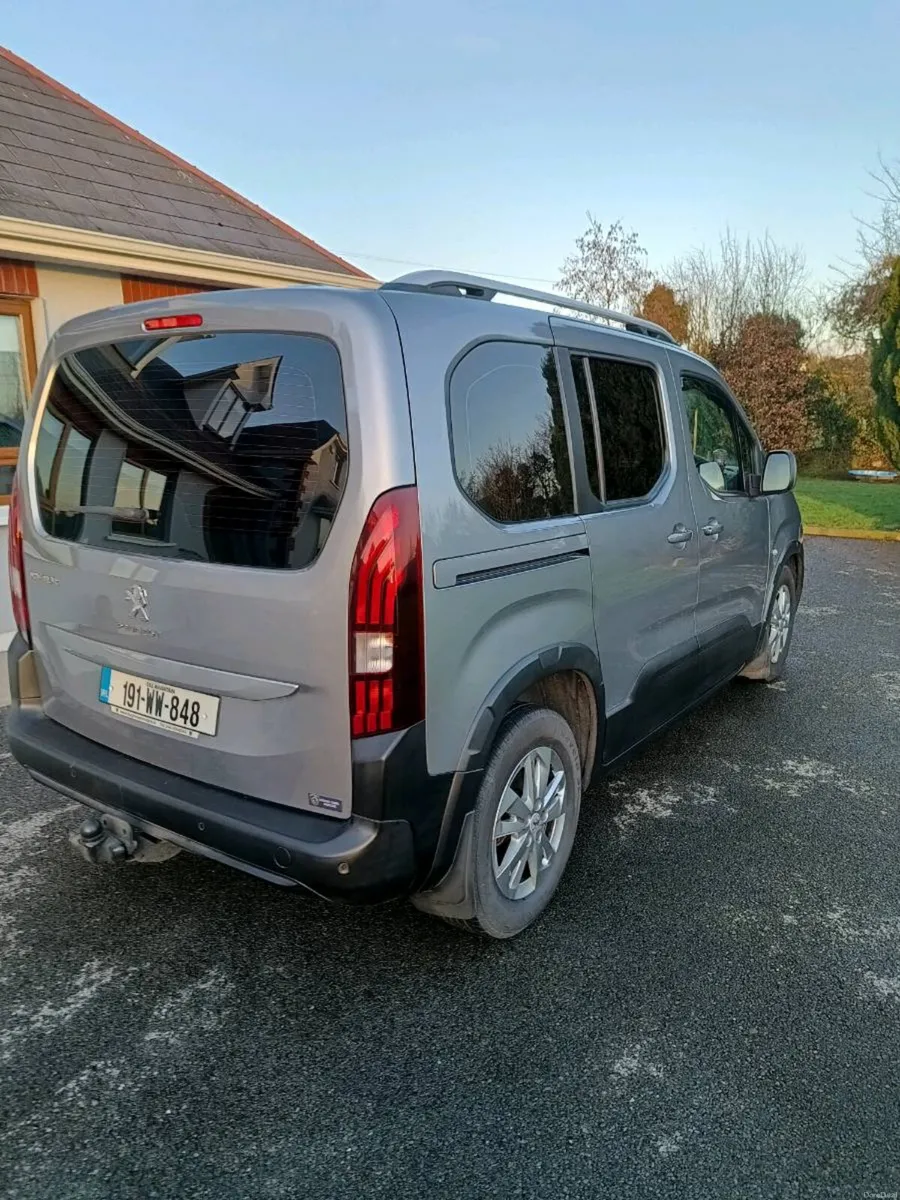 Peugeot Rifter 5 seater - Image 4