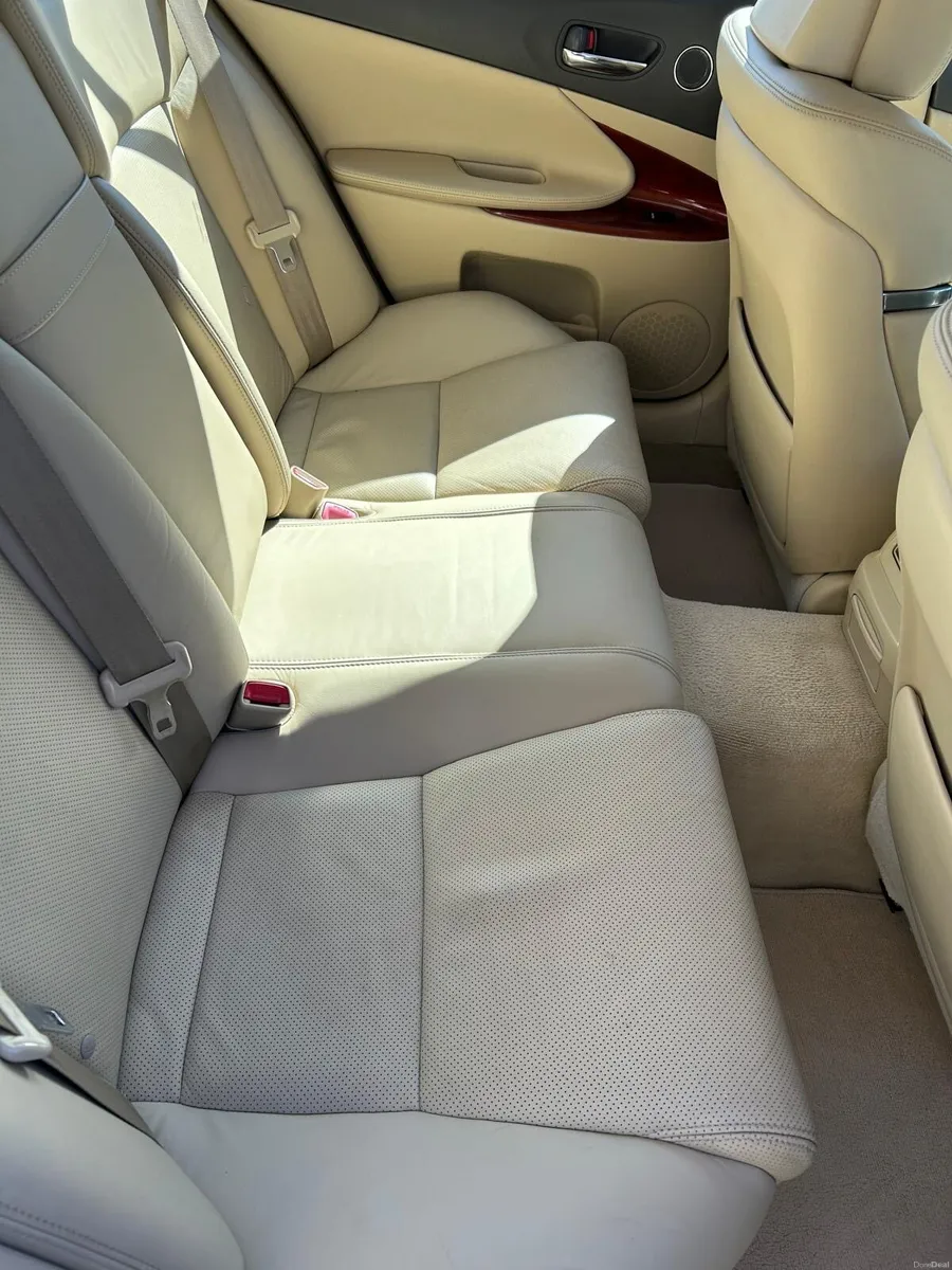 Lexus GS300 3.0 V6 2009 NCT August - Image 2