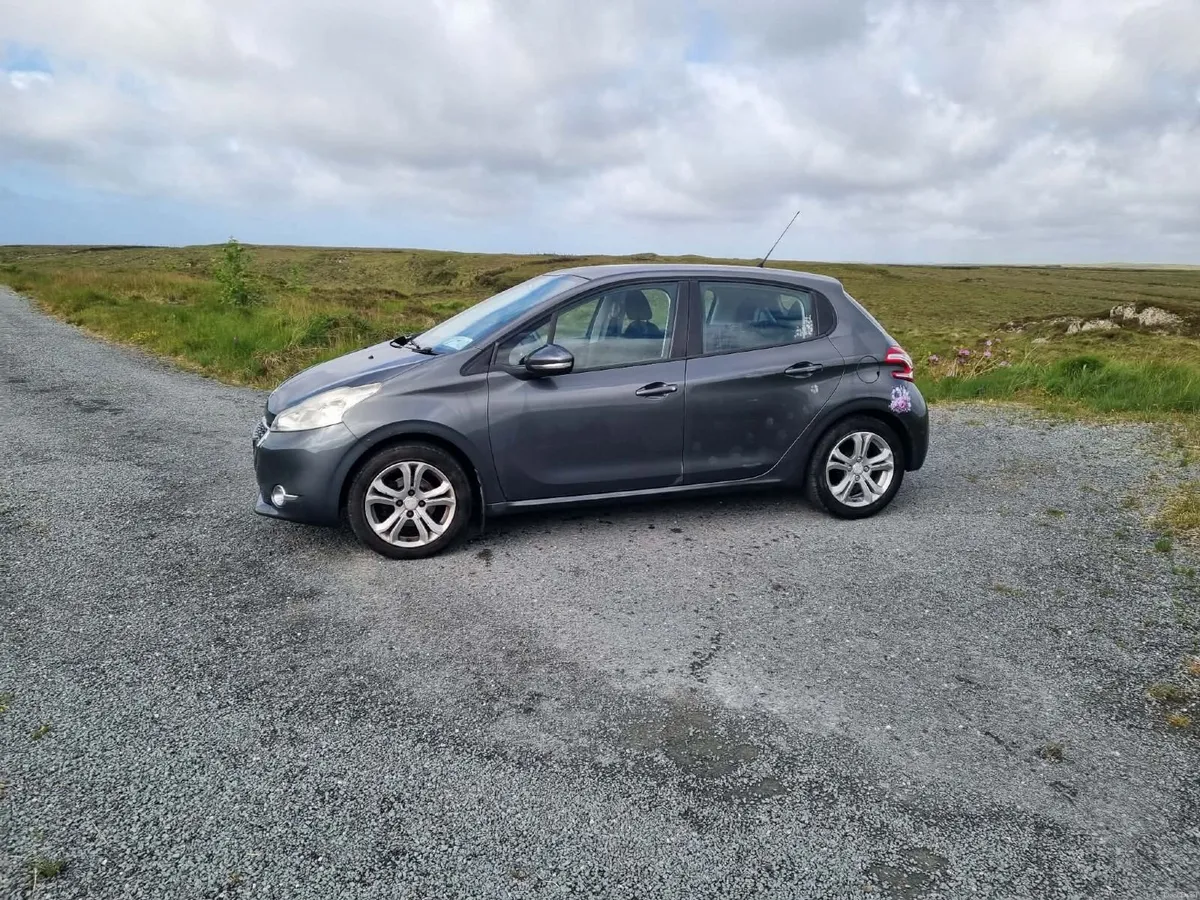 Peugeot 208 2012 - Image 3