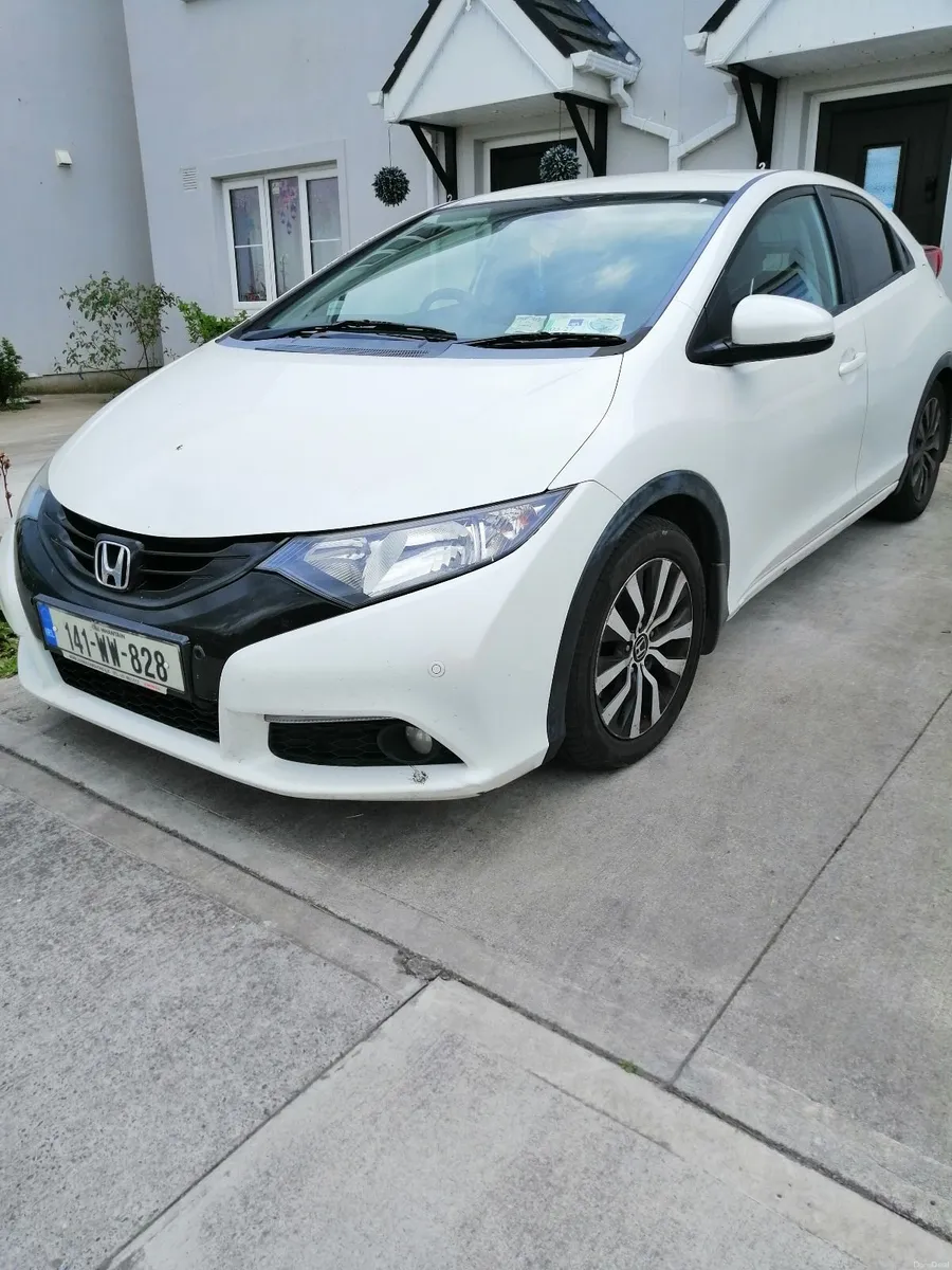 Honda Civic 2014 - Image 1