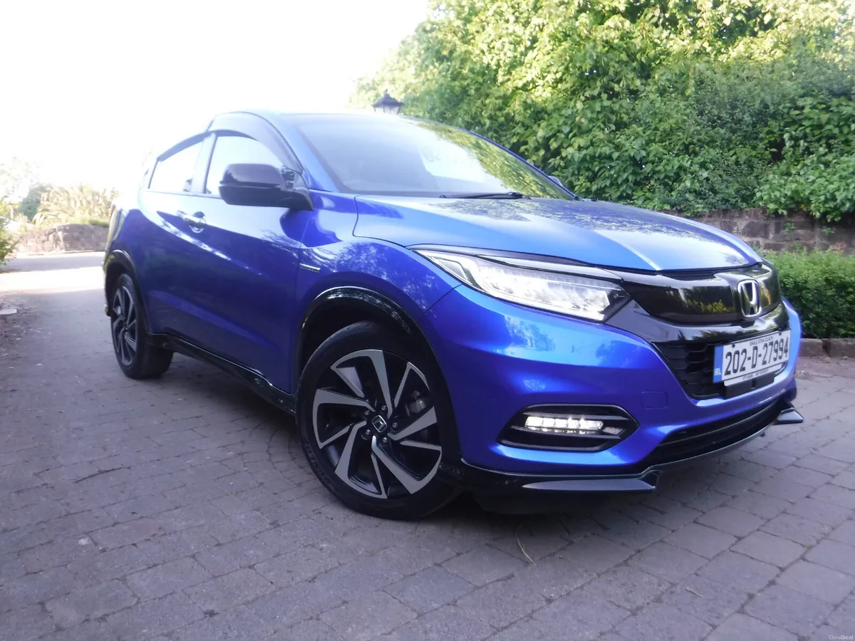 HONDA VEZEL 1.5 AUTO RS LTD LOW MILEAGE - Image 1