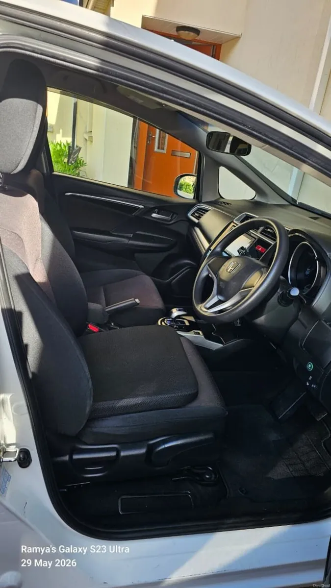 Honda Fit 2014 Hybrid Automatic - Image 3
