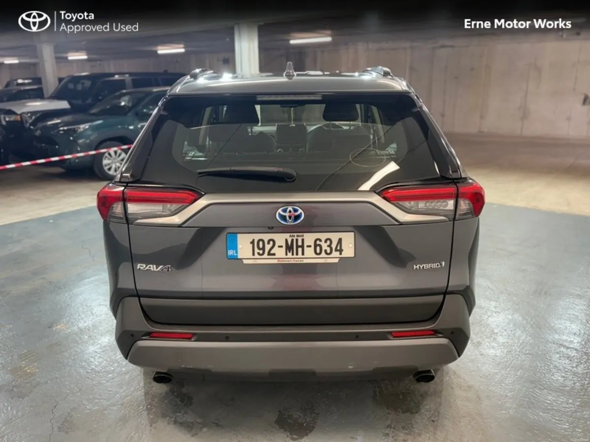 Toyota RAV4 RAV4 HYBRID LUNA 2WD - Image 4