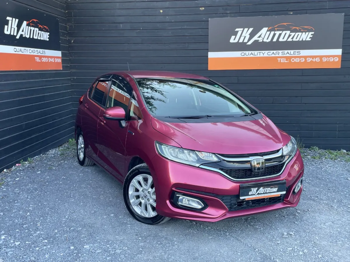 Honda Fit 1.5 HYBRID AUTO - Image 3
