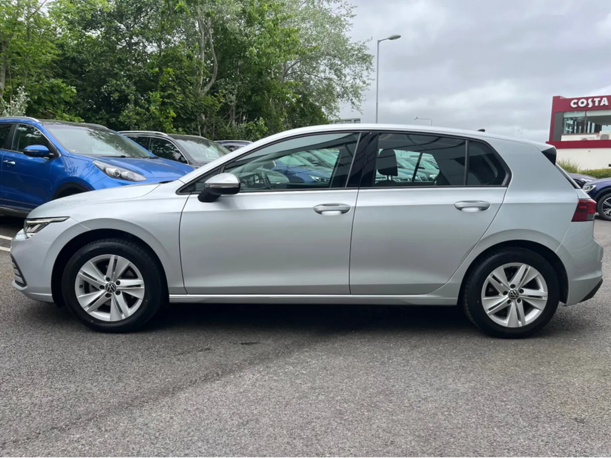 Volkswagen Golf 2.0 DIESEL LIFE - Image 4