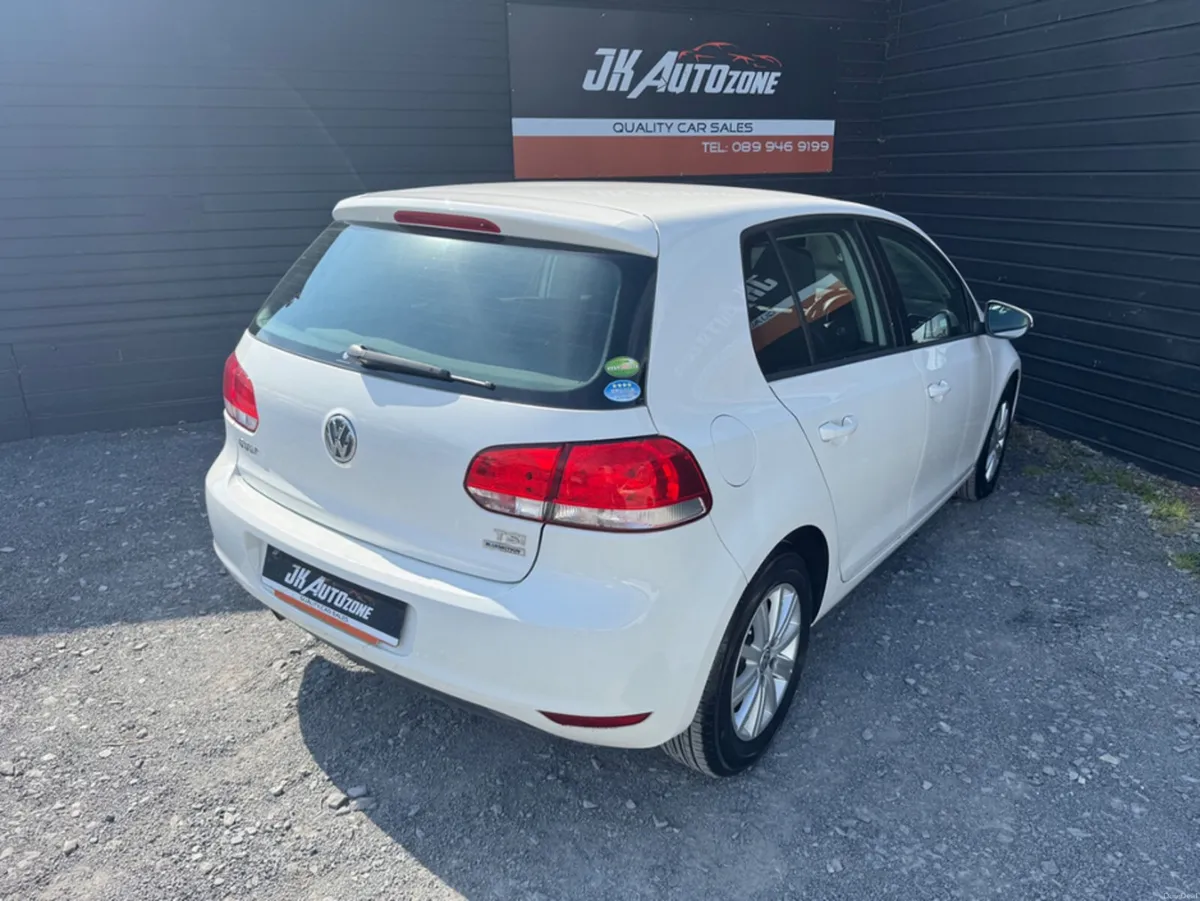 Volkswagen Golf 1.2 TSI AUTO - Image 4