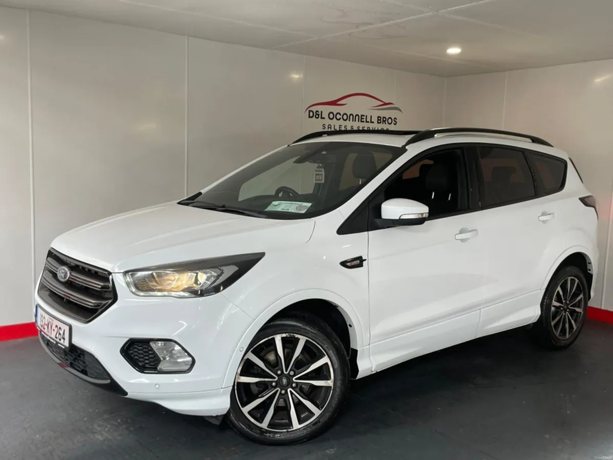 Ford Kuga 1.5 120PS M6 FWD 4DR ST-LINE - Image 2