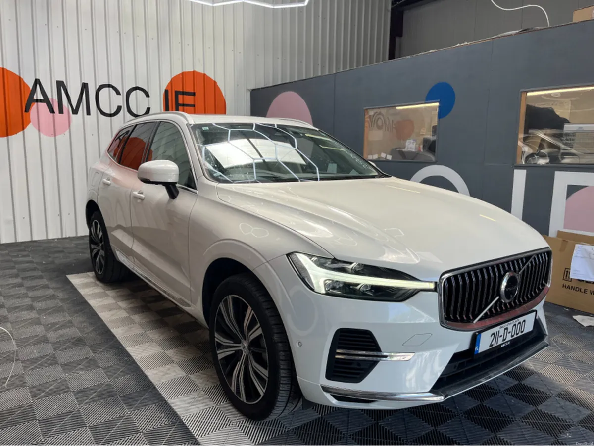Volvo XC60 2021 VOLVO XC60 RECHARGED HYBRID T8 2.0 - Image 1