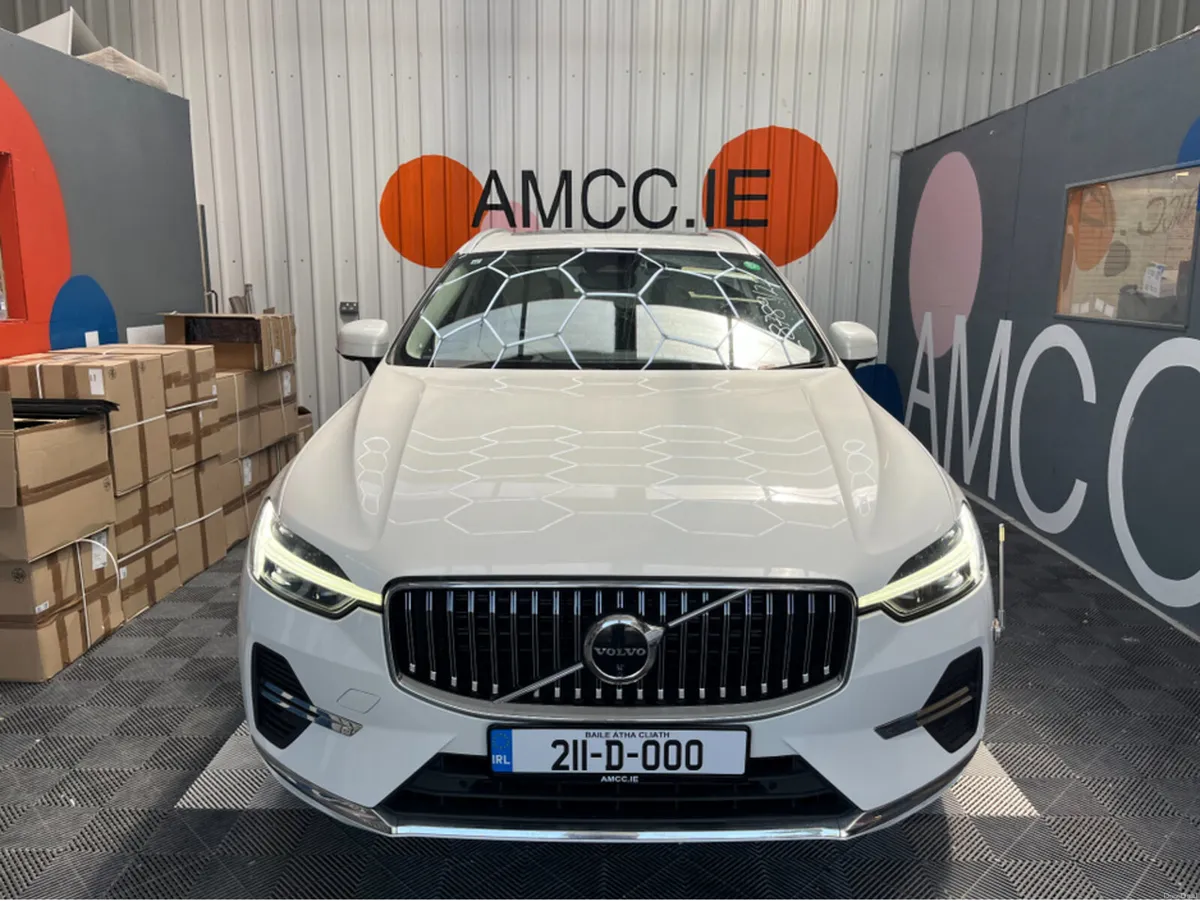 Volvo XC60 2021 VOLVO XC60 RECHARGED HYBRID T8 2.0 - Image 6