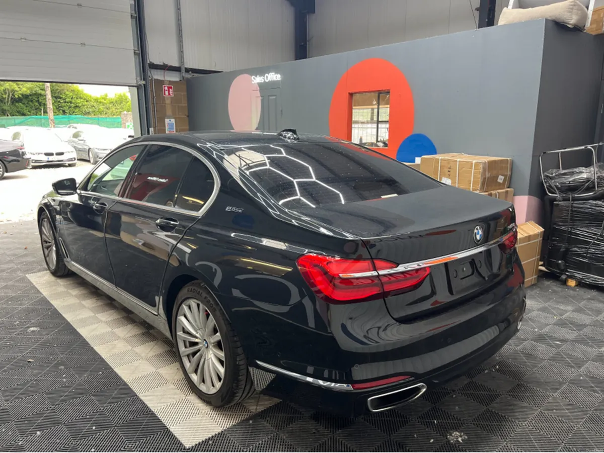 BMW 7-Series 2017 BMW 740E IPERFORMANCE M-SPORT 2. - Image 4