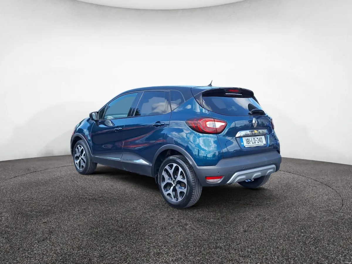 Renault Captur SIGNATURE X NAV DCI 90 4DR - Image 4