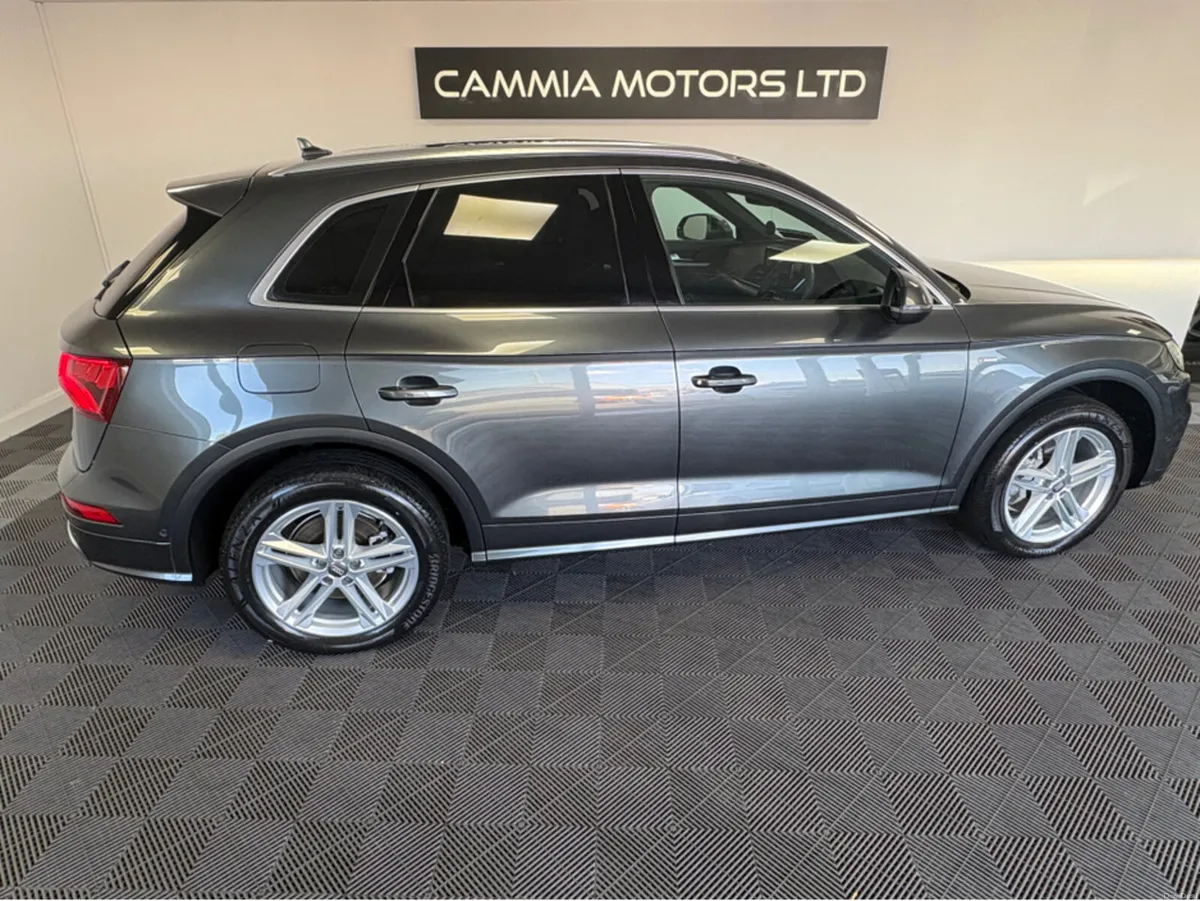 Audi Q5 *AUDI Q5* *S-LINE* *DIGITAL DASH* *REVERSE - Image 2