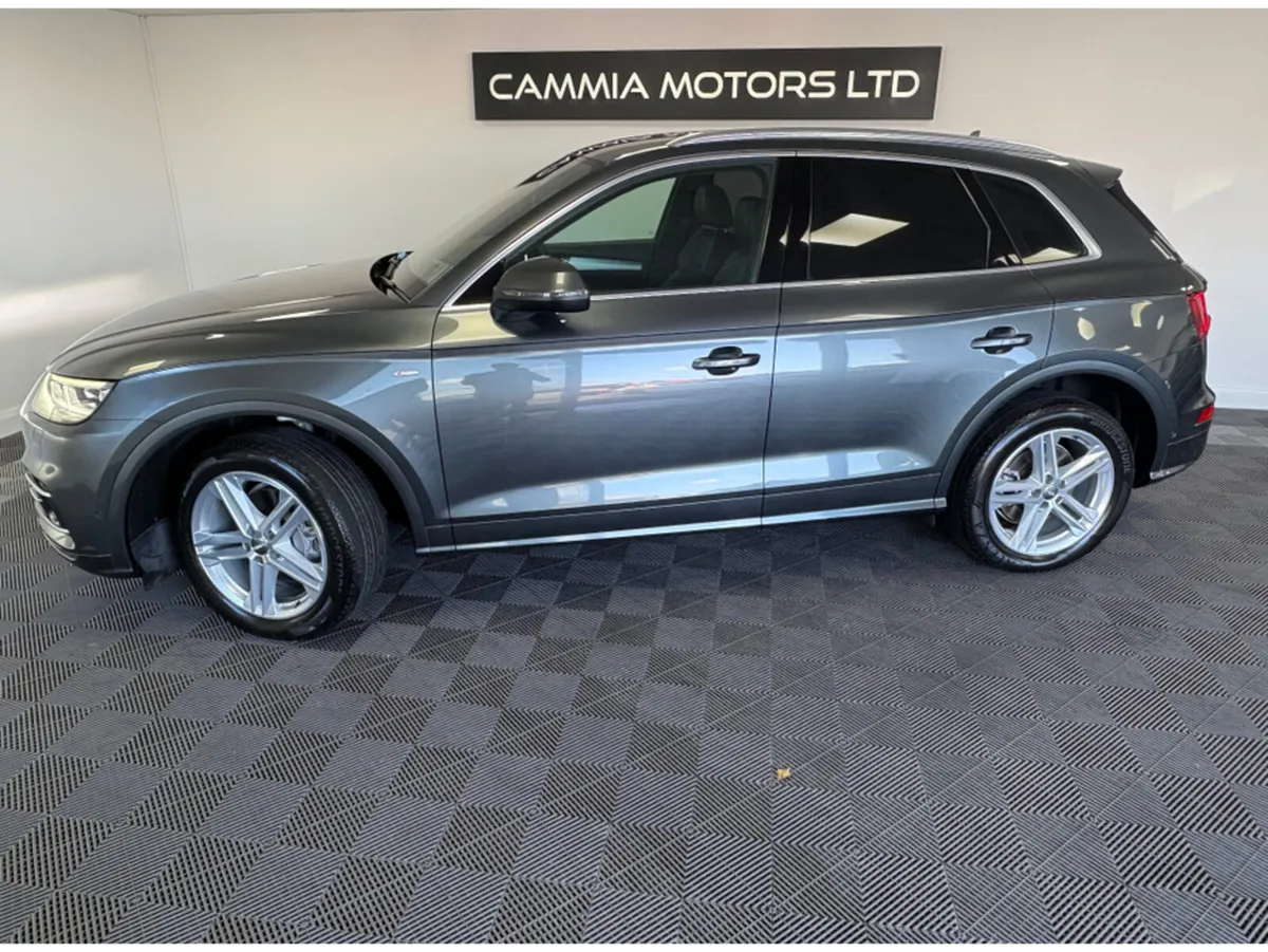 Audi Q5 *AUDI Q5* *S-LINE* *DIGITAL DASH* *LOW MIL - Image 4