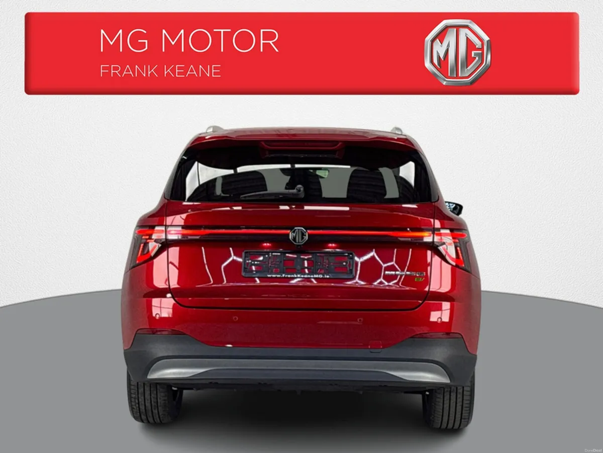 MG MGS5 E EXCLUSIVE 231PS 5DR AUTO**HEATED MULTIFU - Image 4