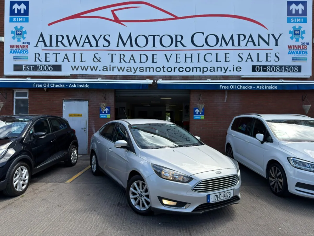 Ford Focus 1.0 TITANIUM 5DR SALOON - LOW KMS - Image 1