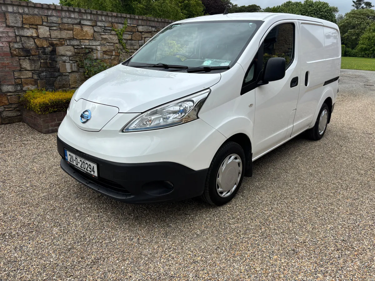 2021 Nissan NV200 40 kw electric van - Image 3