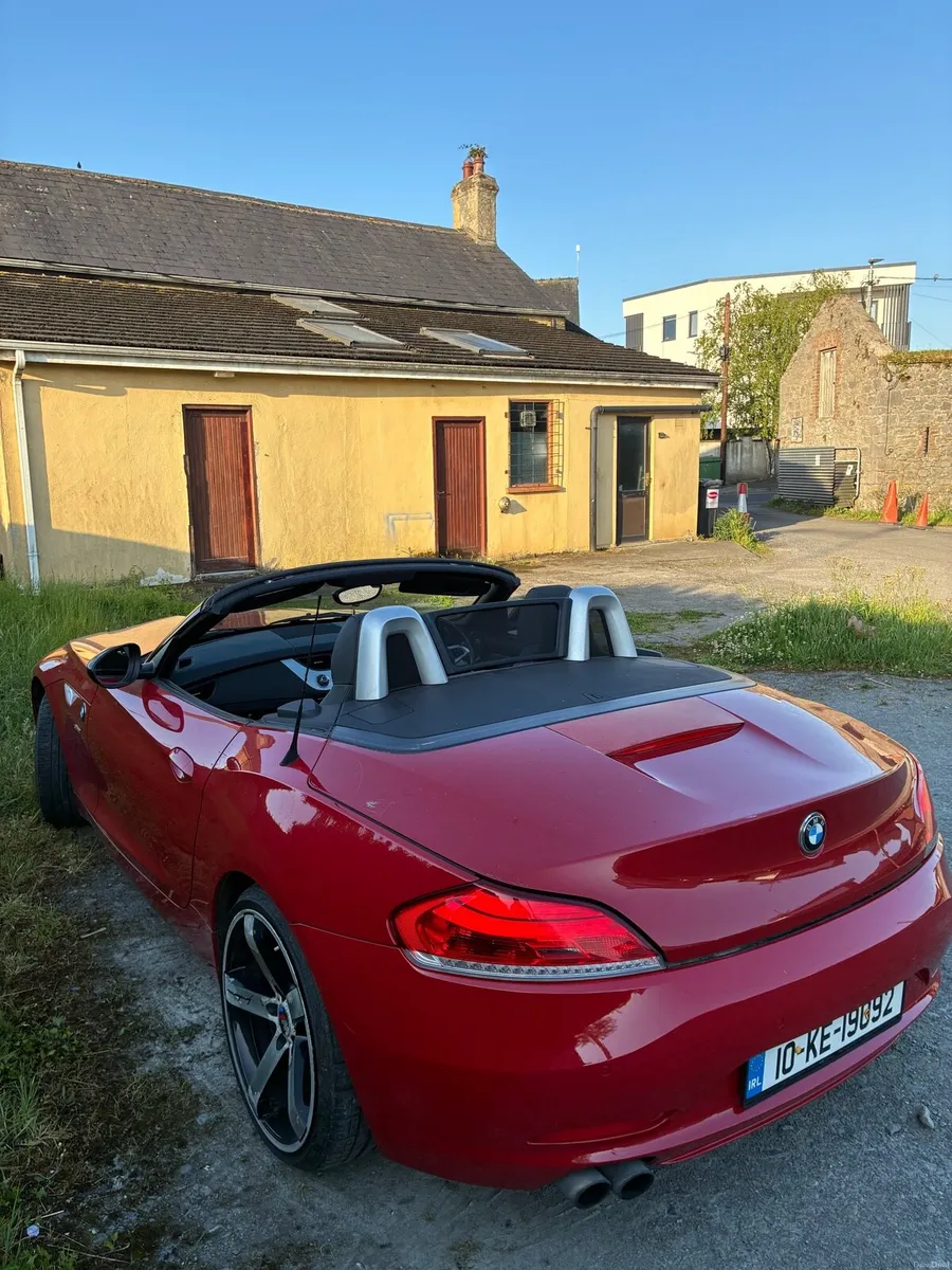 BMW z4 2010 petrol 2500cc - Image 3