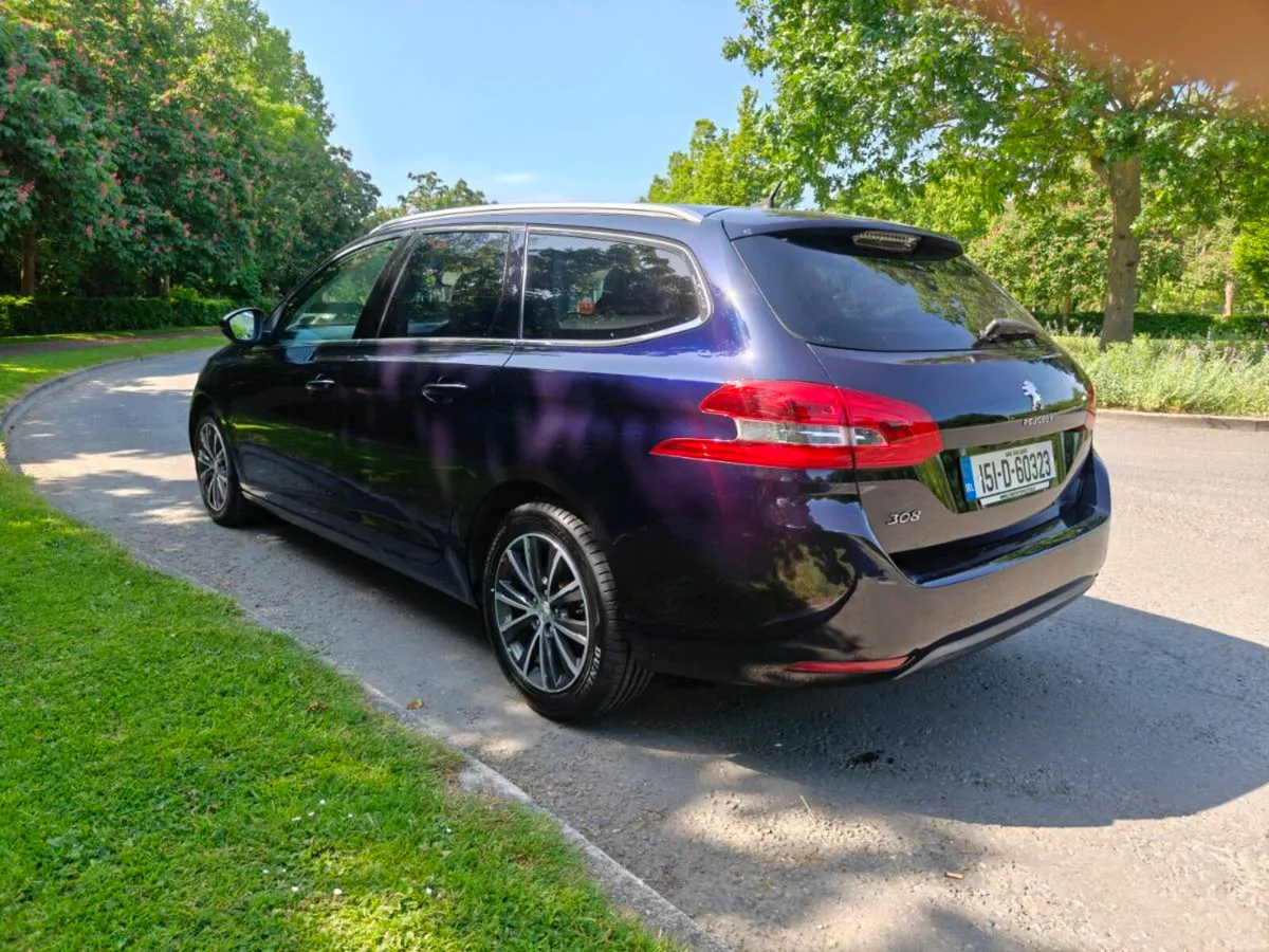 2015 Peugeot 308 130bhp 1.2L Automatic Pan Roof - Image 6