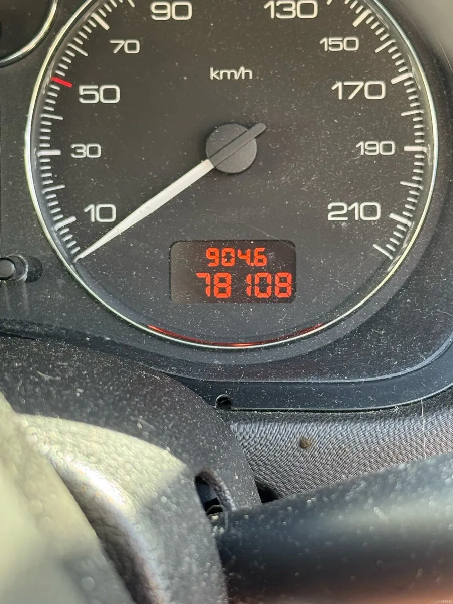 2008 Peugeot 307 - Image 4