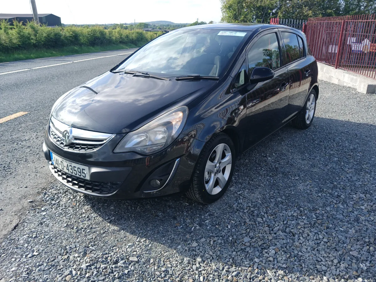 Vauxhall Corsa 2014 sxi 5 door stunning car - Image 1