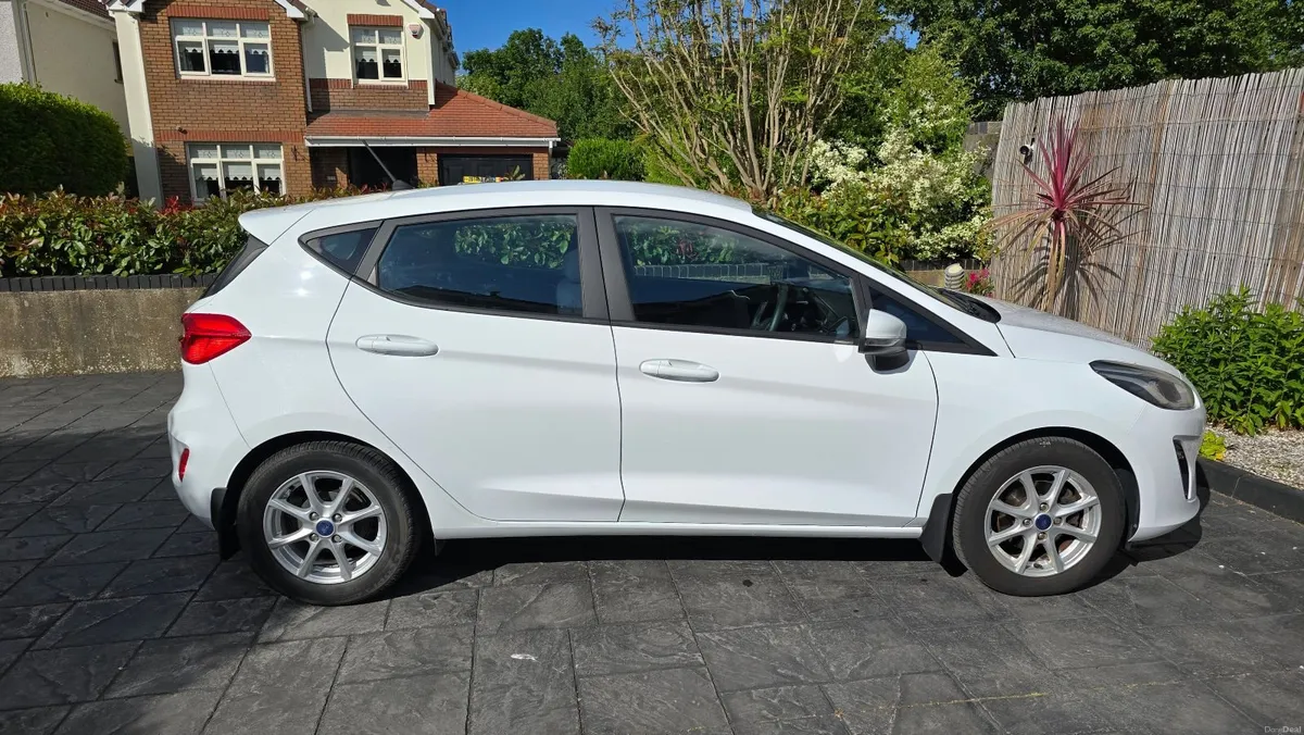 Ford Fiesta 2019 - Image 3