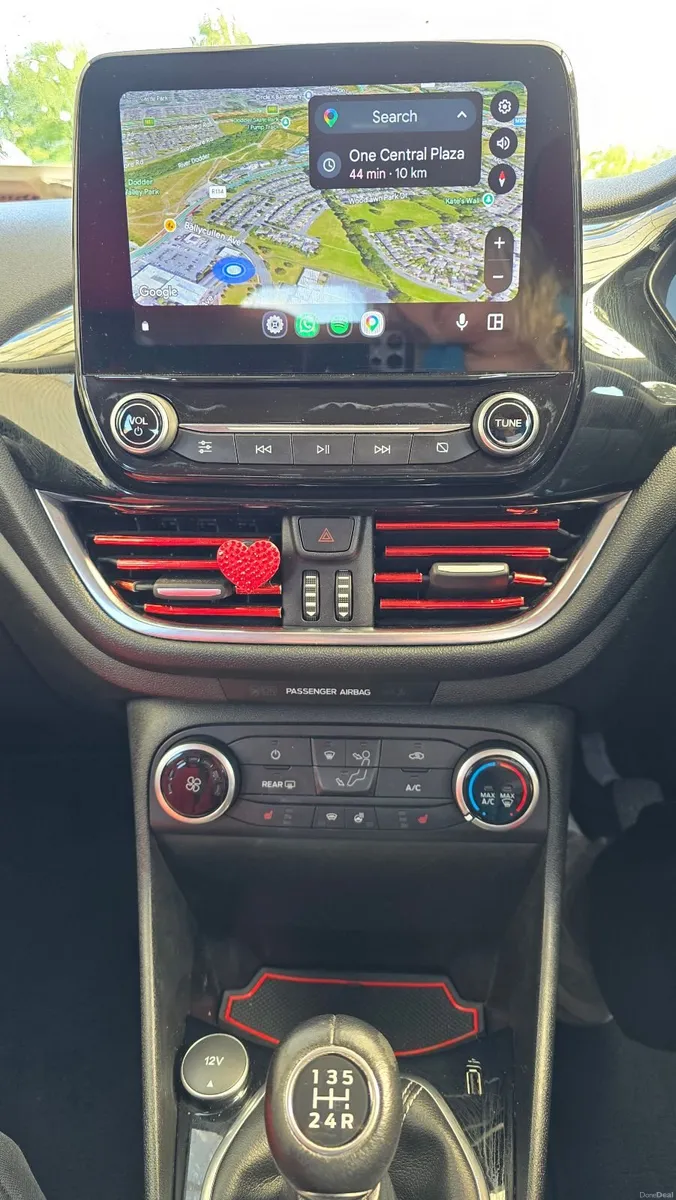 Ford Fiesta 2019 - Image 6