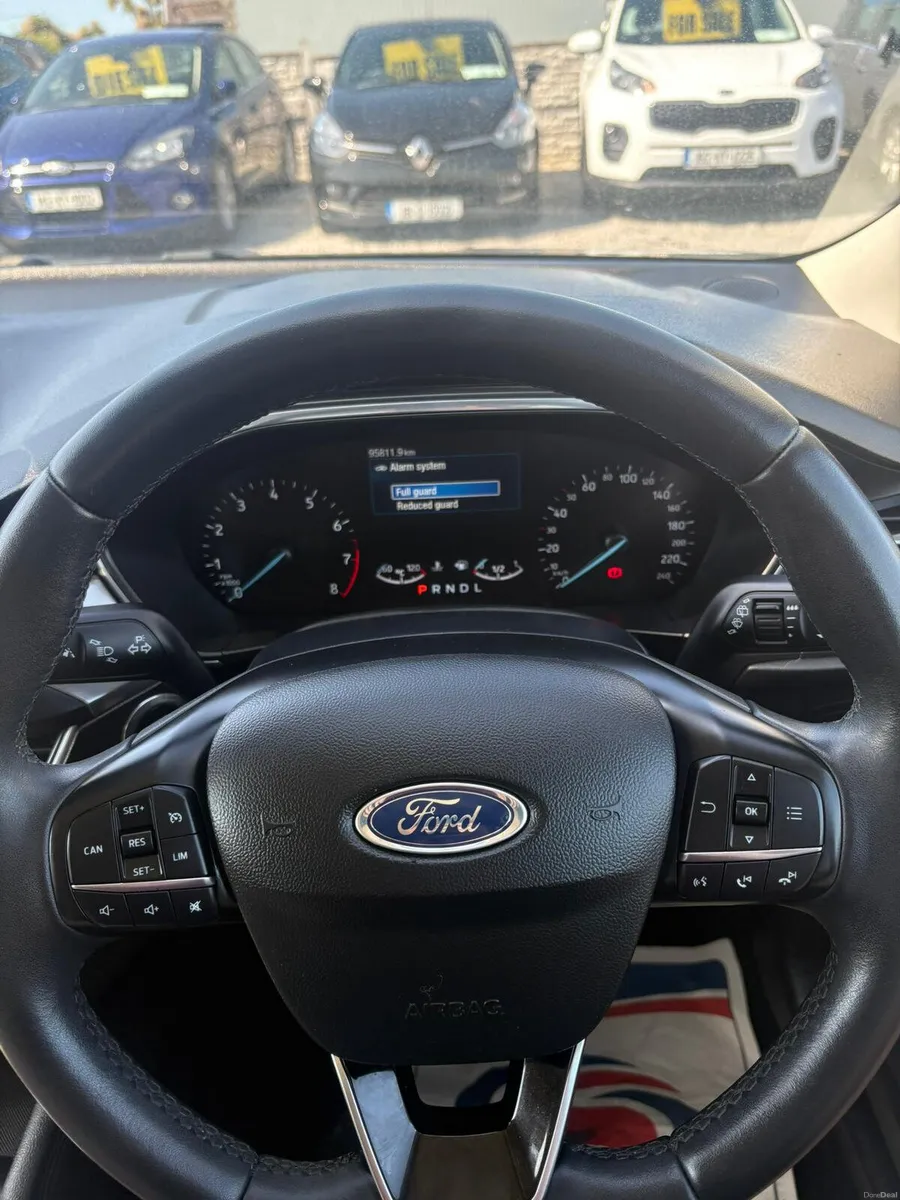 Ford Focus 2021 - Image 6