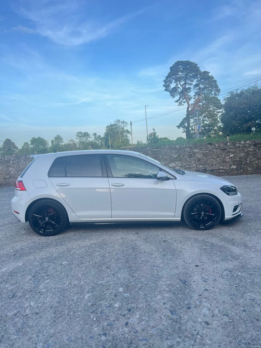 2018 Volkswagon Golf 1.6 TDI SE - Image 2