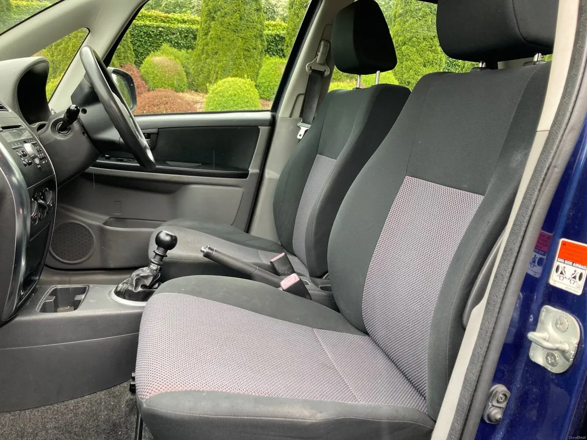 Suzuki SX4 2008 - Image 2
