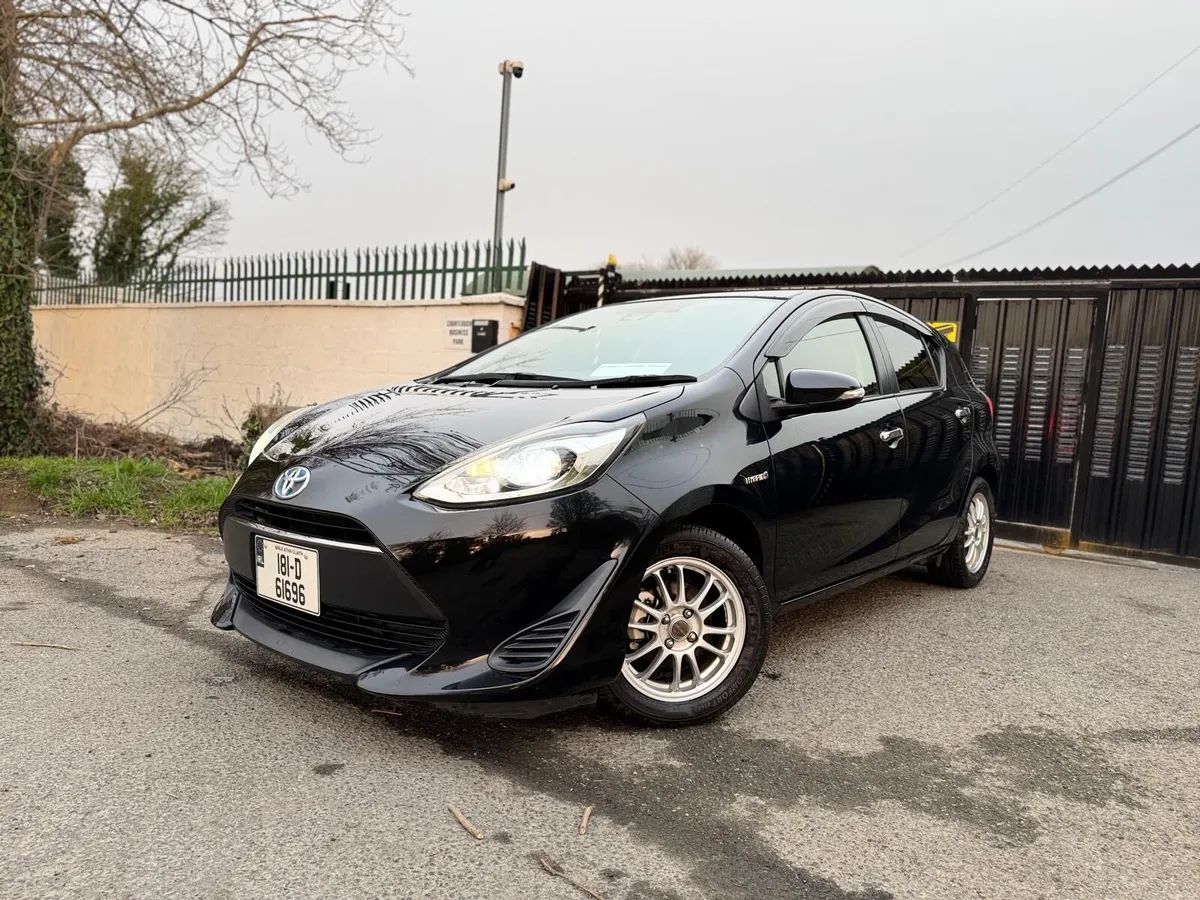Toyota Aqua 2018 hybrid - Image 2