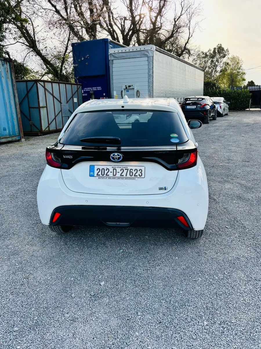Toyota Yaris 1.5 Hybrid Auto 2020 - Image 4