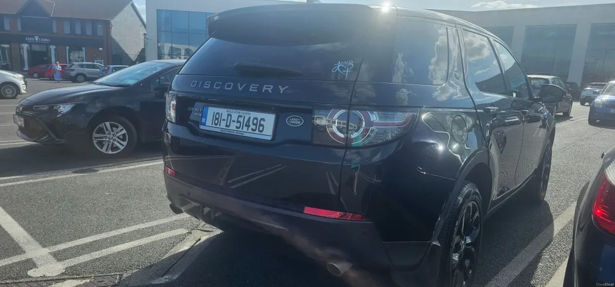 Land Rover Discovery Sport 2018 - Image 5